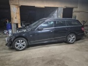 Mercedes E200 CGI 184KM 2011r. 175000km - uszkodzony, części 