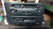 2x radio Renault uszkodzone