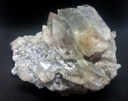 Kwarc z rutylem - duży okaz 