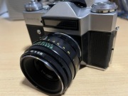 ZENIT-E z obiektywem HELIOS i pokrowcem