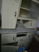 Kredens z czasów PRL