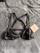 Nowy czarny stanik ze złotymi zameczkami - Missguided rozm. 38