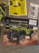 Klocki konstrukcyjne samochód terenowy - Jeep