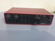 Focusrite Scarlett 2i2 4th Gen