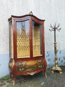 Witryna włoska szklane półki okuta brązami pejzaż