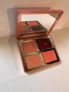 Natasha Denona Paleta różów i rozświetlaczy