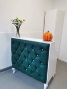 Recepcja Nowość z wnęka na nogi, nowa 