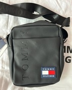 Nowa z metką oryginalna saszetka torba na ramię Tommy Hilfiger