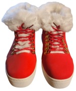 Czerwone Buty śniegowce z białym futerkiem  41-42 (26,8 cm) Raz ubrane