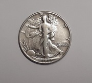 USA - 1/2 DOLARA HALF DOLLAR 1942 r. - IDĄCA WOLNOŚĆ