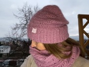 Handmade zestaw czapka + komin. Nowy, robiony na szydełku liliowy zestaw