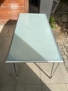 Szklany stół 