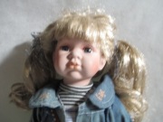 VINTAGE  KOLEKCJONERSKA PORCELANOWA LALKA "KASIA" /5/                      