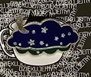 Przypinka Chmurka po wybuchu bomby atomowej