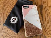 Etui kanadyjskiej firmy GelaSkins dla iPhone SE 2