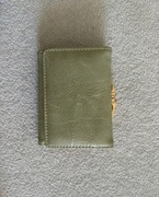 Portfel w kolorze zielonym 