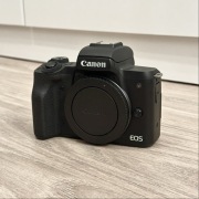 Canon M50 + Canon 15-45mm f/3.5-6.3 + akcesoria