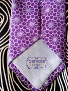 Fioletowy we wzór jedwabny krawat Penrose