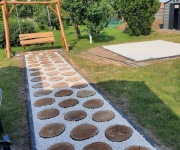 Huśtawka ogrodowa dębowa  i plastry z dębu 