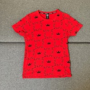 WYRAZISTY CZERWONY T-SHIRT BLACK SQUAD XS | KING + KORONA