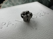 Pandora oryginalny charms korona