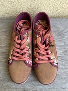 Nowe trampki Promod 37