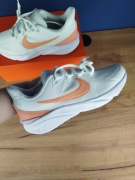 Sneakersy Nike star runner 4 NN (GS) rozmiar 38