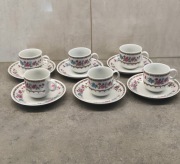 Chińskie porcelanowe filiżanki ze spodkami