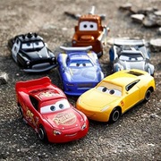 DISNEY CARS Zygzak McQueen Złomek ZESTAW 6 zabawek