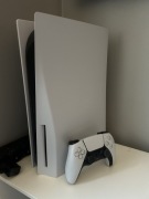 Konsola Playstation 5 (PS5) z napędem