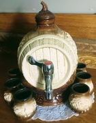 Ceramiczna beczułka na wino +  6 kubeczków 