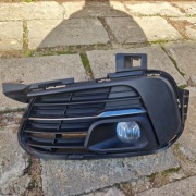 Peugeot 308 HB FL prawa kratka atrapa zderzaka chrom z halogenem AA38255582