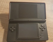 Nintendo DS Lite  ślady użytkowania. 