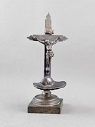 Krucyfiks kropielnica pocz. XIX wieku brąz 