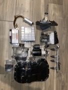 Zestaw Audi A4 B5 1.6 alternator rozrusznik miska