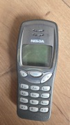 Nokia 3210 uszkodzony