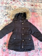 Czarna kurtka Kappahl 99 dla dziewczyni chłopca z odpinanym kapturem