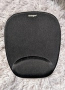 KENSINGTON prawie nowa podkładka pod mysz i nadgarstek piankowa