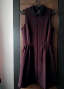 Elegancka burgundowa sukienka z kołnierzykiem sukienka oasis