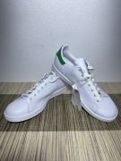 Kultowy model Adidas Stan Smith, r.41 1/3 – ponadczasowy styl!