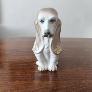 Figurka porcelanowa kolekcjonerska - Pies Basset.