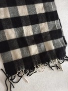 Szal zimowy w kratkę bialy czarny