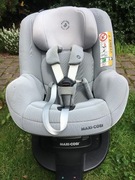 Fotelik samochodowy Maxi Cosi z nóżką stabilizującą