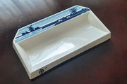 Pamiątkowy holenderski piórnik na biurko - porcelana z Delft