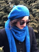 Beret + długi szal z wełny i alpaki | Szafirowy zestaw handmade | Trendy
