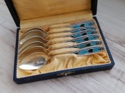 ZŁOCONE ŁYŻECZKI DO KAWY FILIŻANKI EMALIA SREBRO PRÓBA 875 ROSJA 