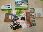 Xbox ONE S ponad 100 gier Minecraft just dance, Kinect, pady