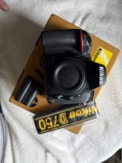 Nikon D750 + GRIP, Baterie 