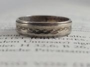 Srebrna obrączka 925, waga 2,77 g, średnica 17 mm, szerokość 4 mm