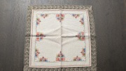 Haftowany obrus 52x52